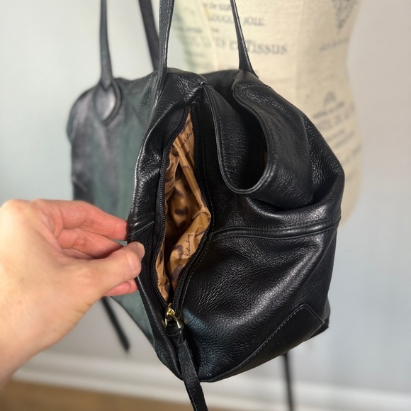 Aimee Kestenberg “Chelsea” Black Leather Shoulder Bag - Picture 6 of 11